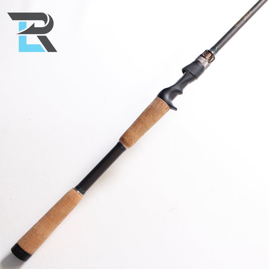 Megabass Destroyer Jungle Seven F7.1/2-711X 2PC - Used Casting Rod - Excellent Condition