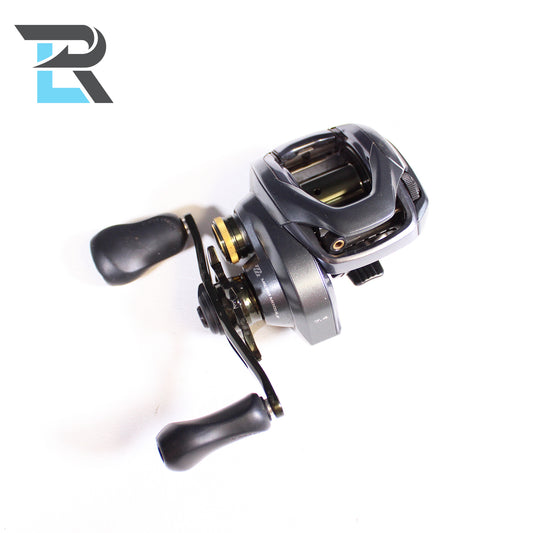 Shimano Curado DC CUDC150HG 7.4:1 Gear Ratio - Used Casting Reel - Good Condition