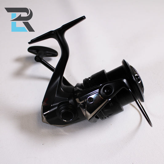 Shimano Exsence EXS4000MXG-B 6.2:1 Gear Ratio - Used Spinning Reel - Excellent Condition