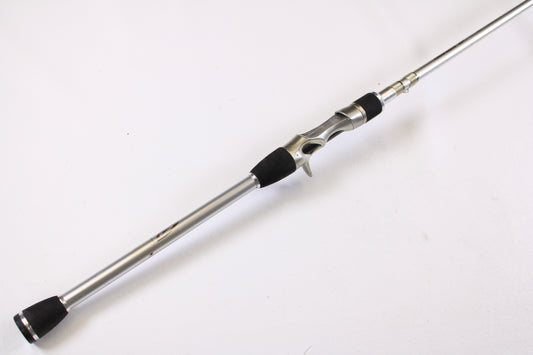 Upgrade to the Denali Android ADC744WJ 7'4" Heavy used casting rod in good condition—perfect for trading in your gear for store credit through our rod and reel trade-in program.