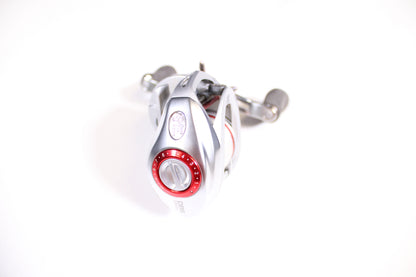 Bass Pro Shops Johnny Morris JPT10HA 6.8:1 Gear Ratio - Used Casting Reel - Excellent Condition