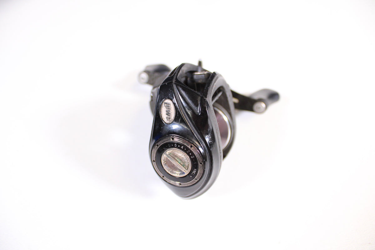 Lew's BB1 Pro Speed Spool PS1SHZ 7.1:1 Gear Ratio - Used Casting Reel - Good Condition