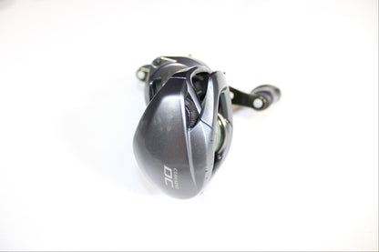Shimano Curado DC CUDC150HG 7.4:1 Gear Ratio - Used Casting Reel - Good Condition