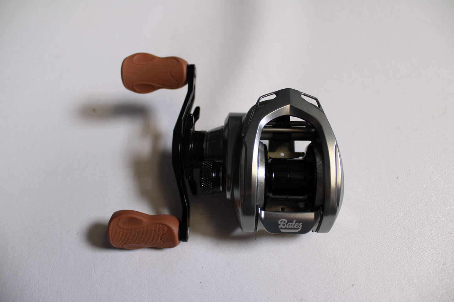 Bates Hundo 100 LH 7.1:1 Gear Ratio - Used Casting Reel - Excellent Condition