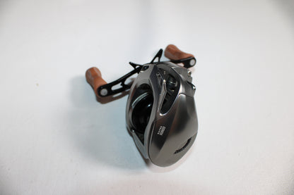Bates Hundo 100 LH 7.1:1 Gear Ratio - Used Casting Reel - Excellent Condition