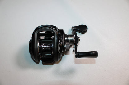 Lew's BB1 Pro Speed Spool PS1XHZ 8.0:1 Gear Ratio - Used Casting Reel - Very Good Condition