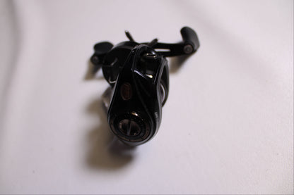 Lew's BB1 Pro Speed Spool PS1XHZ 8.0:1 Gear Ratio - Used Casting Reel - Very Good Condition