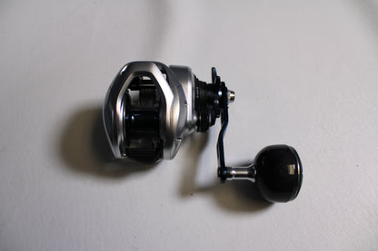 Shimano Tranx 300AHG 7.6:1 Gear Ratio - Used Casting Reel - Very Good Condition