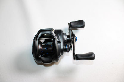 Shimano SLX MGL 70 6.3:1 Gear Ratio - Used Casting Reel - Excellent Condition
