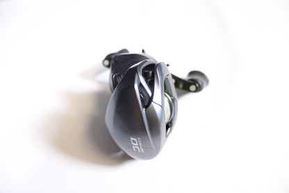 Shimano Curado CUDC150HG 7.4:1 Gear Ratio - Used Casting Reel - Very Good Condition