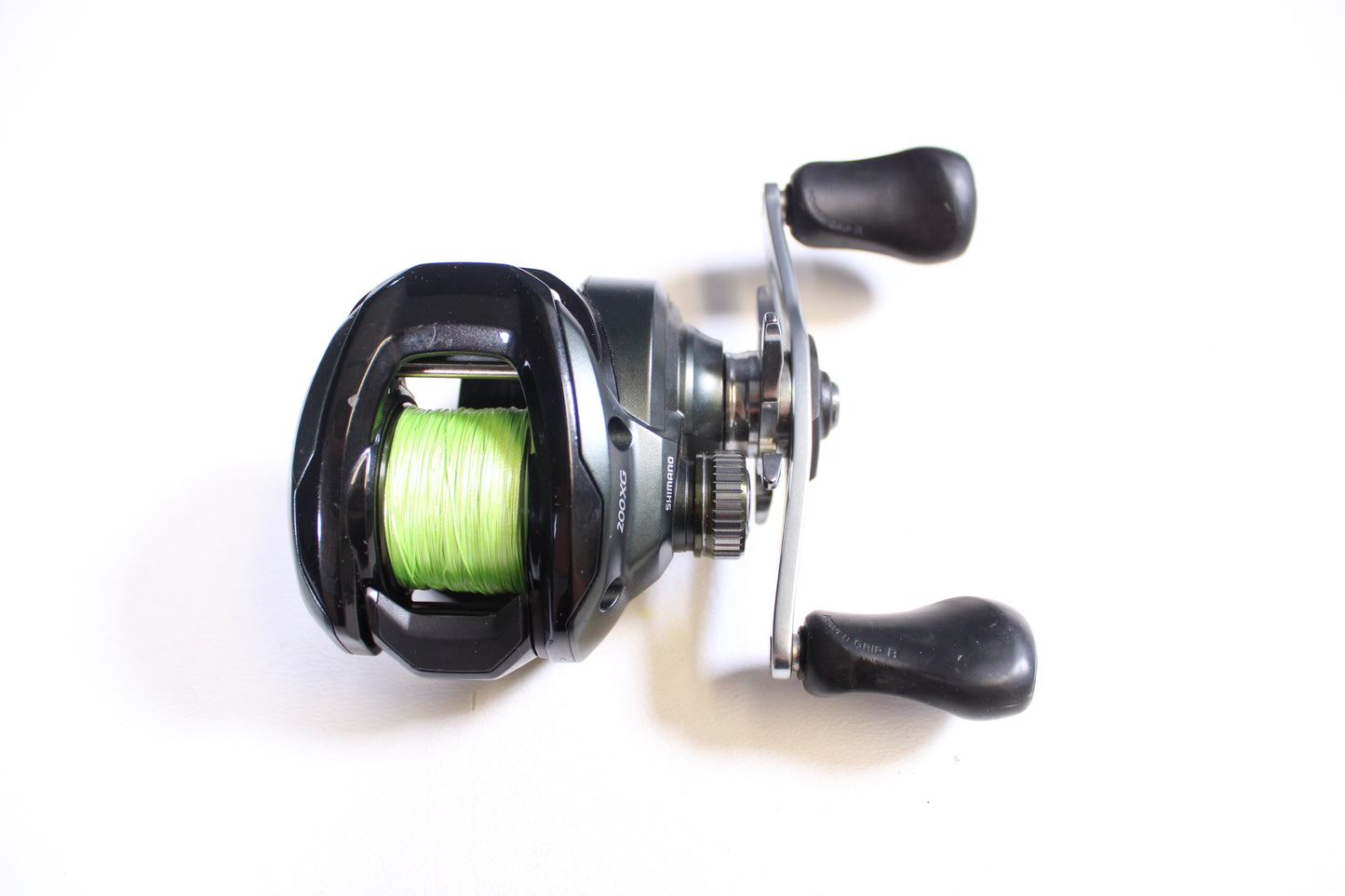 Shimano Curado CU200XGM 8.5:1 Gear Ratio - Used Casting Reel - Very Good Condition