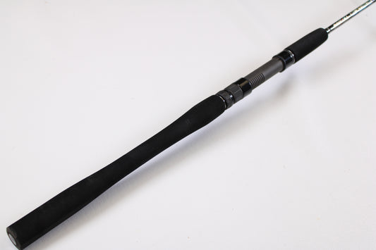 A close-up of the Maxel Platinum Slow Pitch MPSPS 661MH 6'6" Medium Heavy Used Spinning Rod handle in mint condition, perfect for anglers seeking quality used gear or trading in a rod and reel.