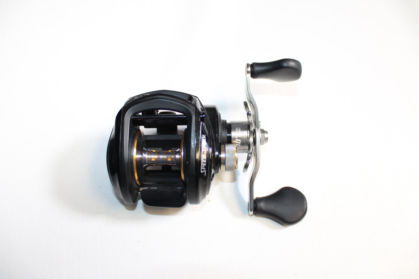 Lew's Speed Spool BB2HZ 6.4:1 Gear Ratio - Used Casting Reel - Very Good Condition