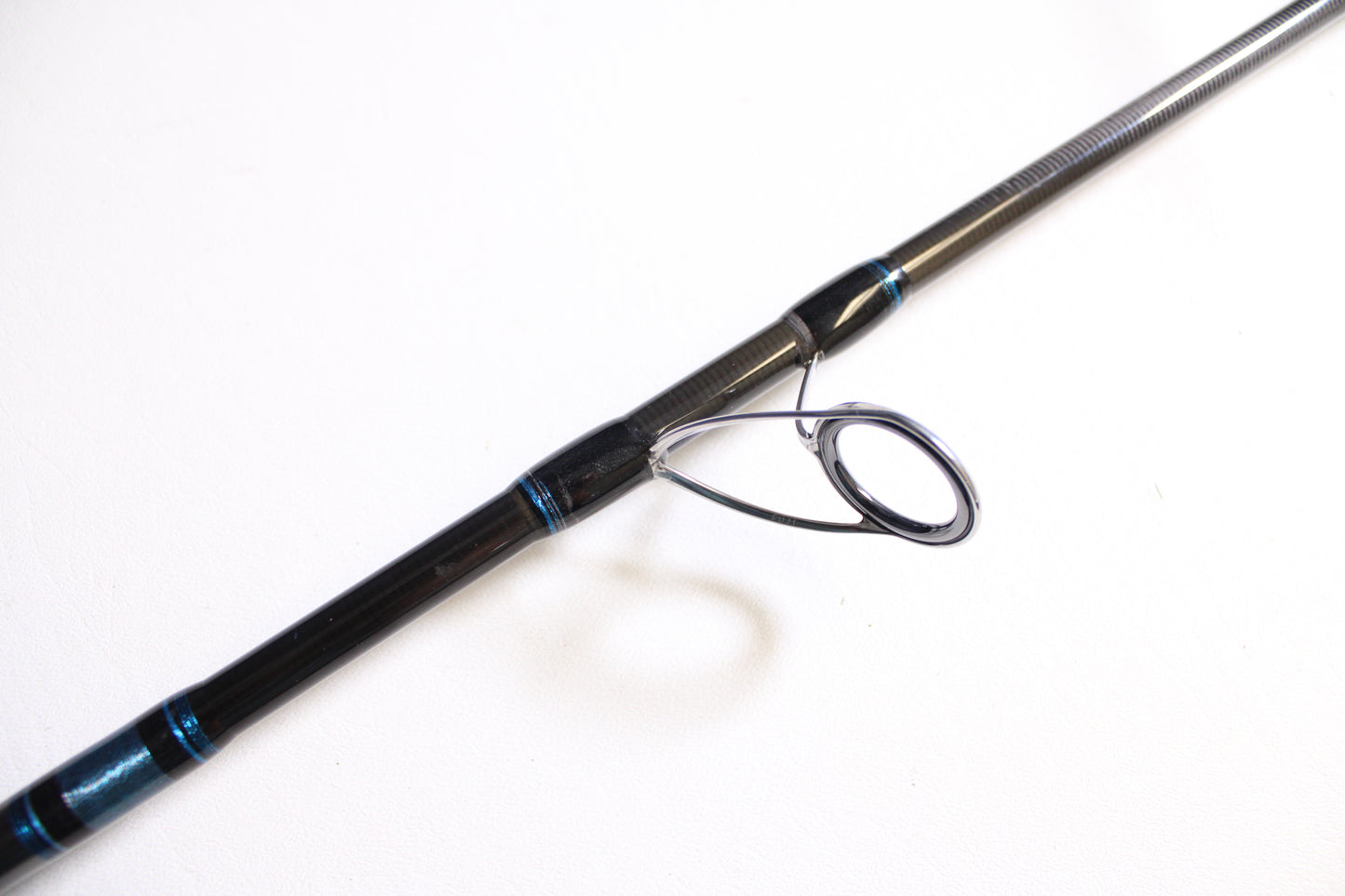 Tsunami Air Wave Elite TSAWESS902LT 9'0" 2PC - Used Spinning Rod - Excellent Condition