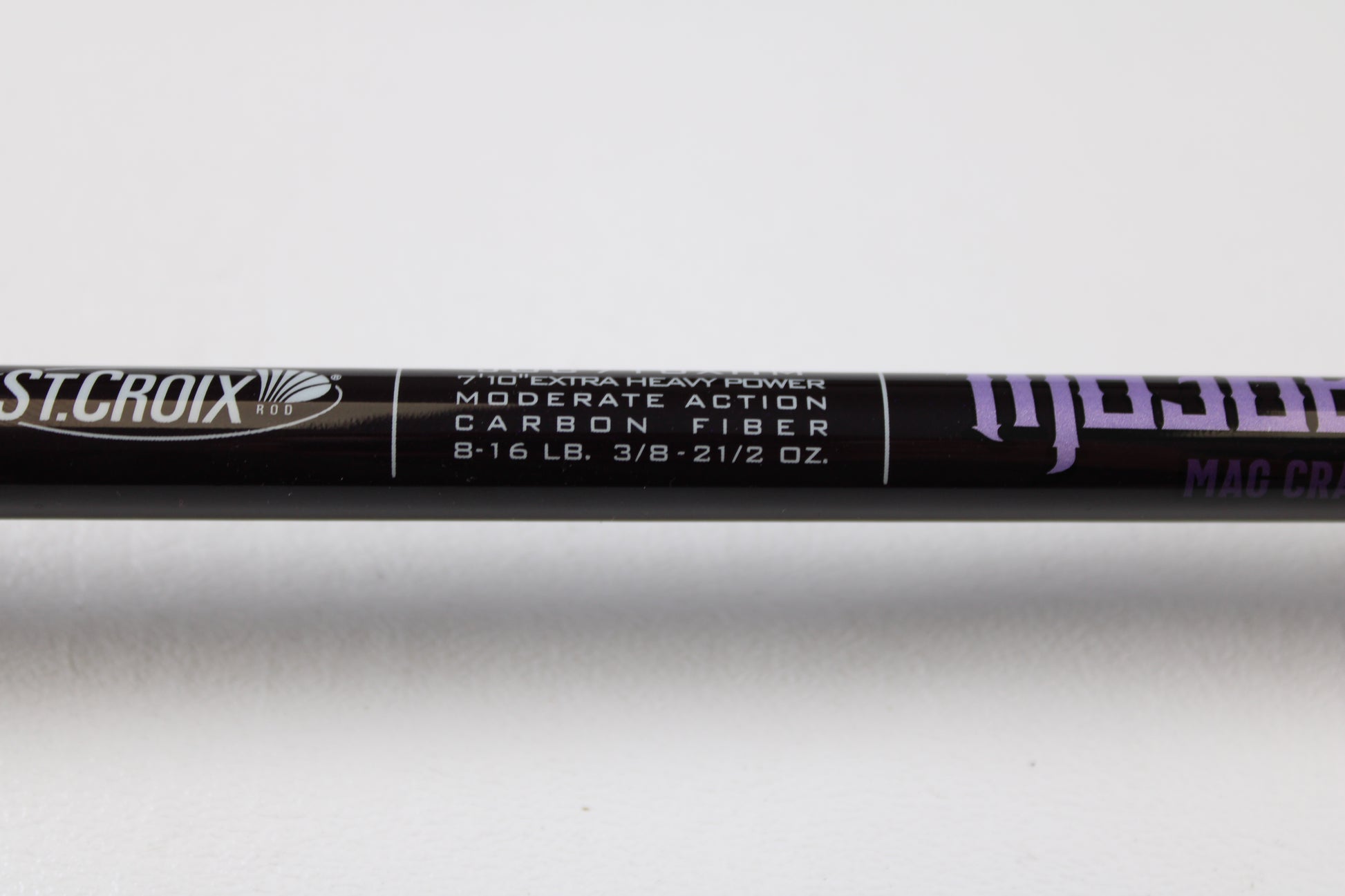 Close-up of a St. Croix Mojo Bass JOC710XHM Mag Cranker 7'10" XH used casting rod in mint condition. Trade in your old gear for store credit through our Rod and Reel Trade-In Program!.