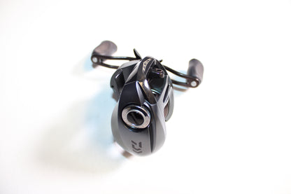 Daiwa Steez EX100HS 7.1:1 Gear Ratio - Used Casting Reel - Excellent Condition