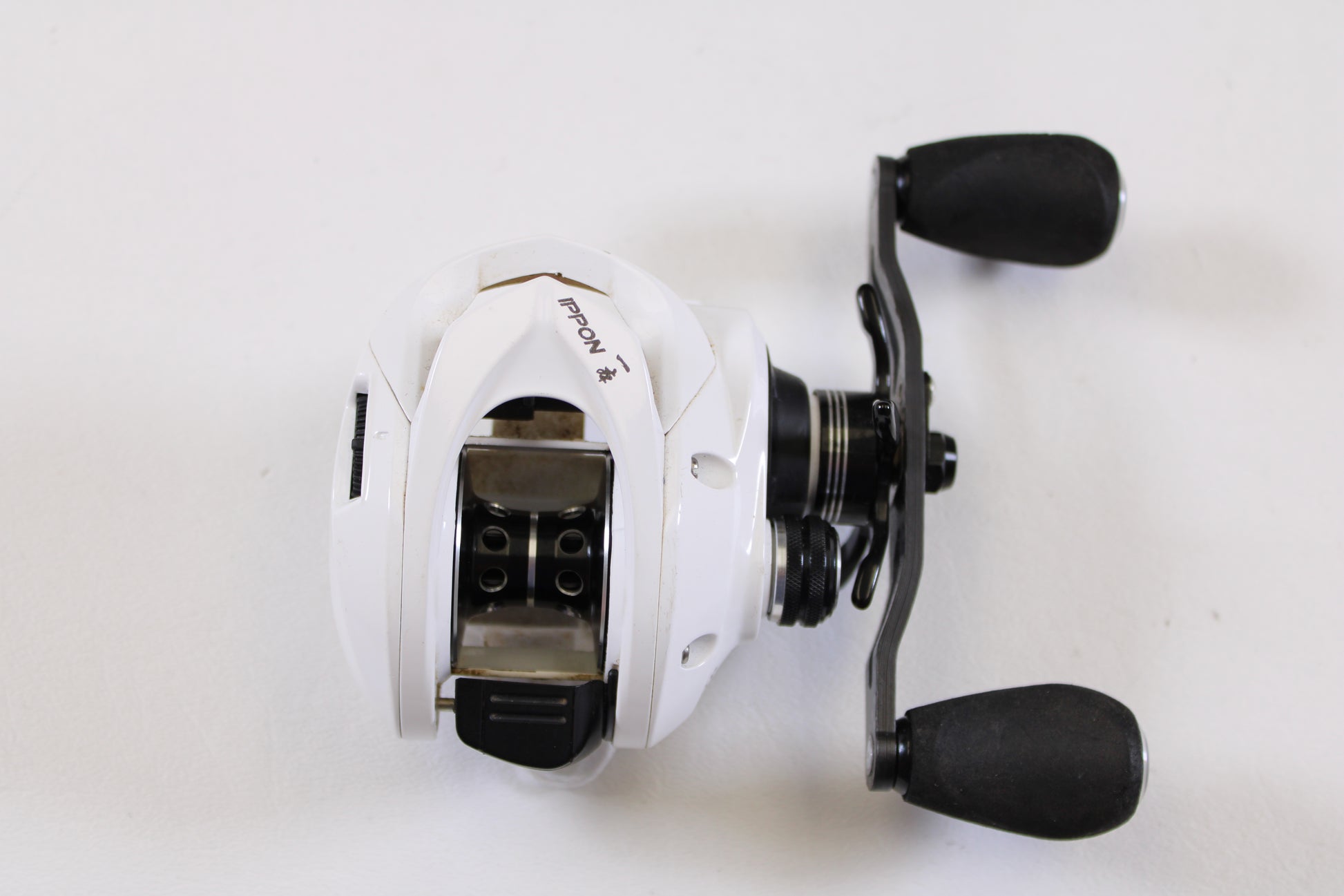 Trade in your used Raid Japan Gladiator Maximum GX-59XLS-AS Solid Maxx XL 5'9" Ultra Light Spinning Rod—mint condition—for store credit with our Rod and Reel Trade-In Program.