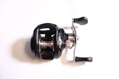 Lew's Speed Spool BB1HZ 6.4:1 Gear Ratio - Used Casting Reel - Excellent Condition