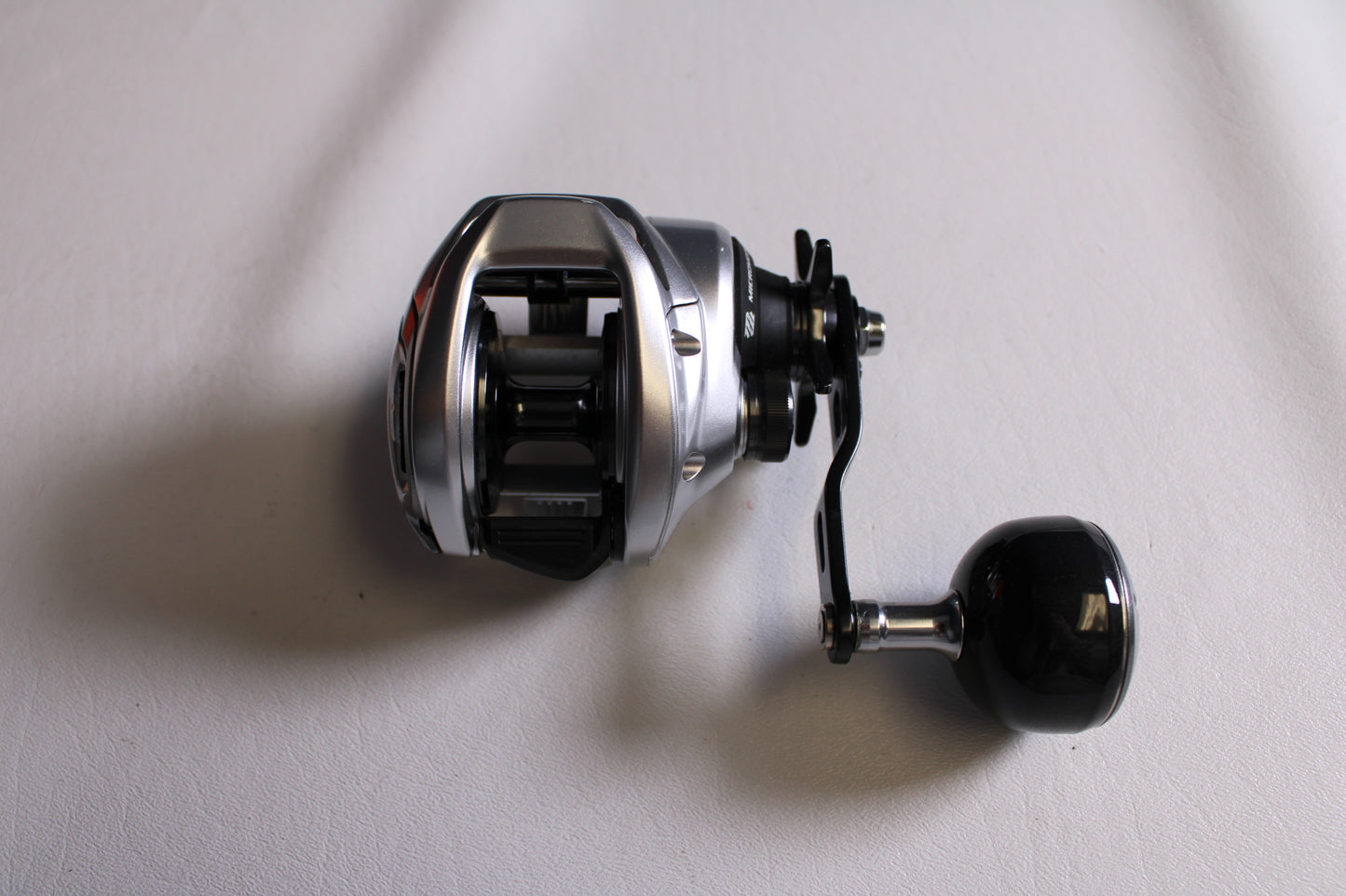 Shimano Tranx 300HGB 7.6:1 Gear Ratio - Used Casting Reel - Excellent Condition