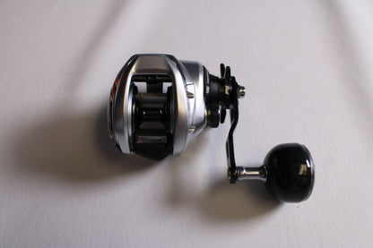 Shimano Tranx 300HGB 7.6:1 Gear Ratio - Used Casting Reel - Excellent Condition