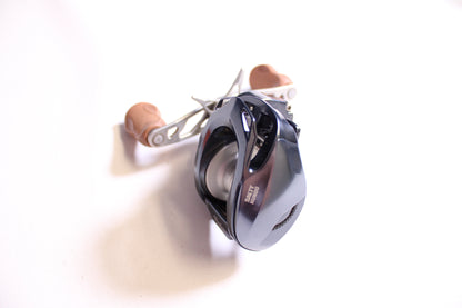 Bates Salty Hundo SHUNDOL 7.1:1 Gear Ratio - Used Casting Reel - Excellent Condition