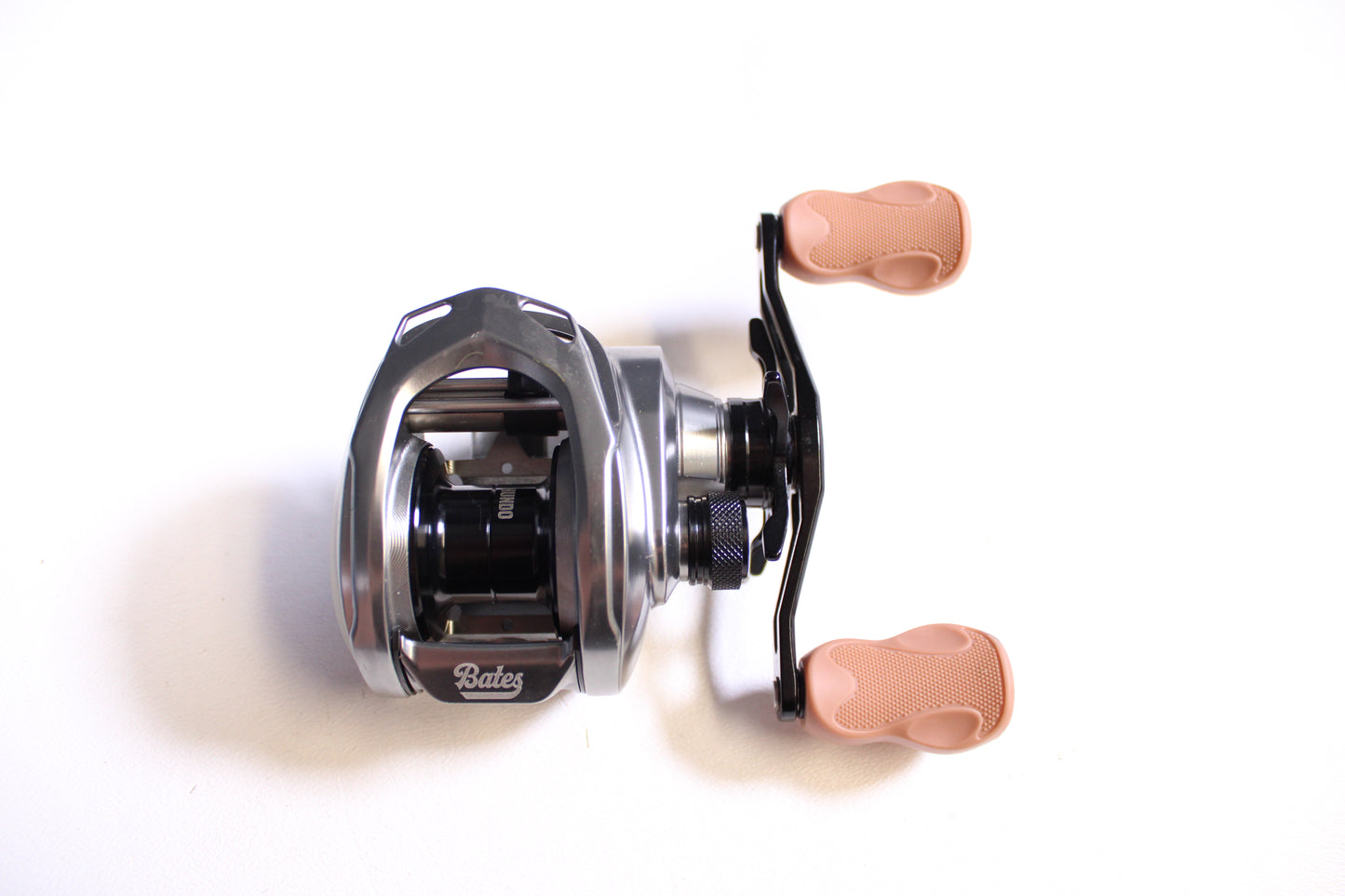 Bates Hundo 7.1:1 Gear Ratio - Used Casting Reel - Excellent Condition