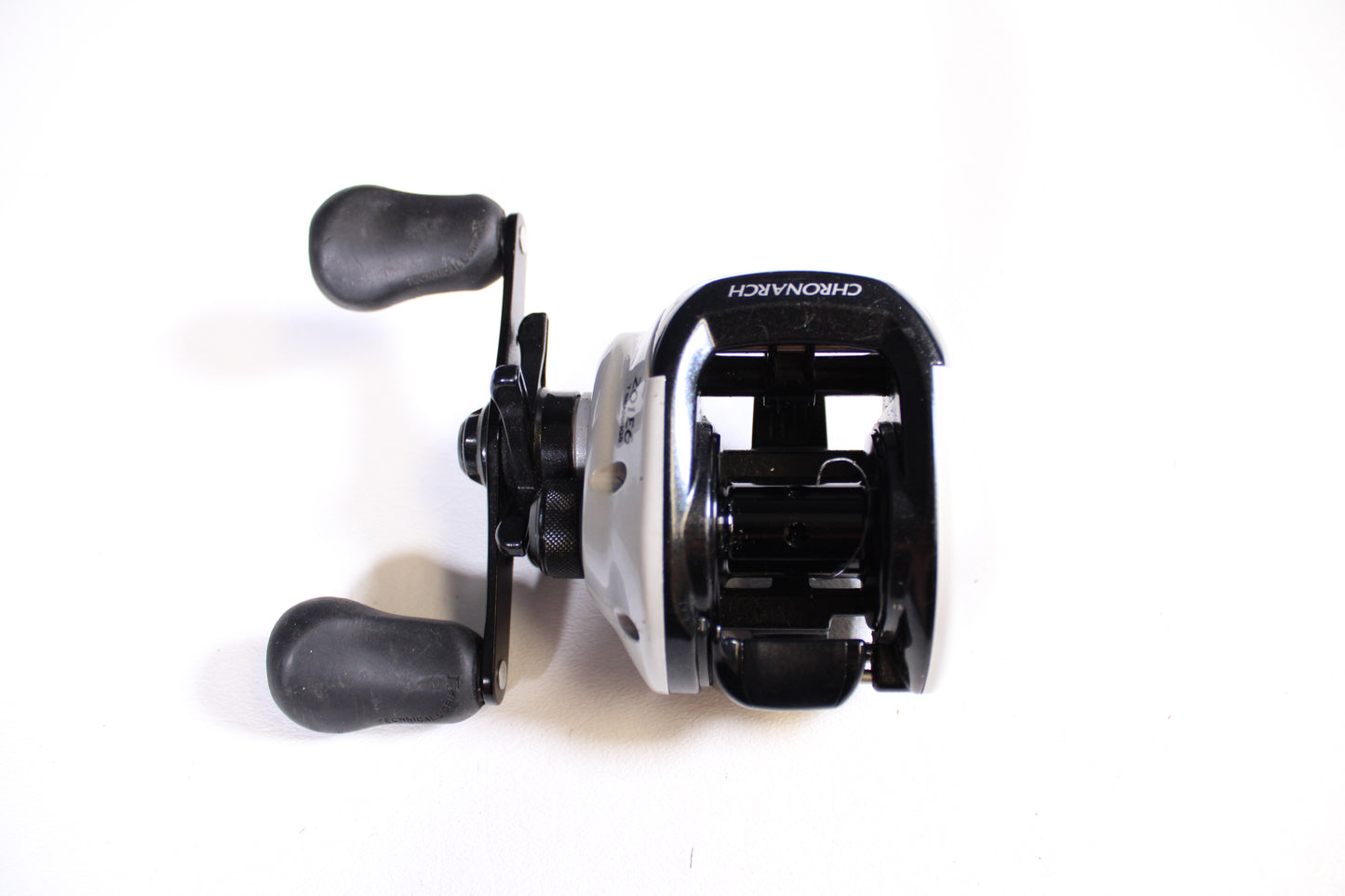 Shimano Chronarch CH201E6 6.5:1 Gear Ratio - Used Casting Reel - Very Good Condition