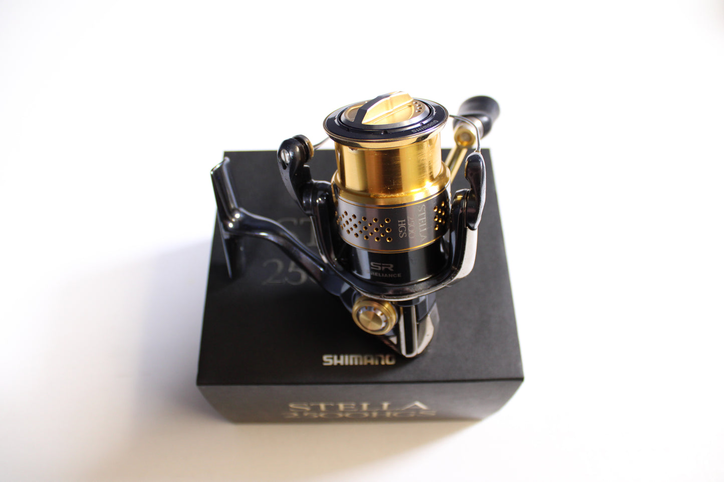 Shimano Stella 2500HGS - Used Spinning Reel - Good Condition