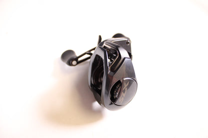Shimano SLX71HG 7.2:1 Gear Ratio - Used Casting Reel - Excellent Condition