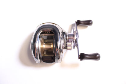 Shimano Calais CL200 - Used Casting Reel - Very Good Condition