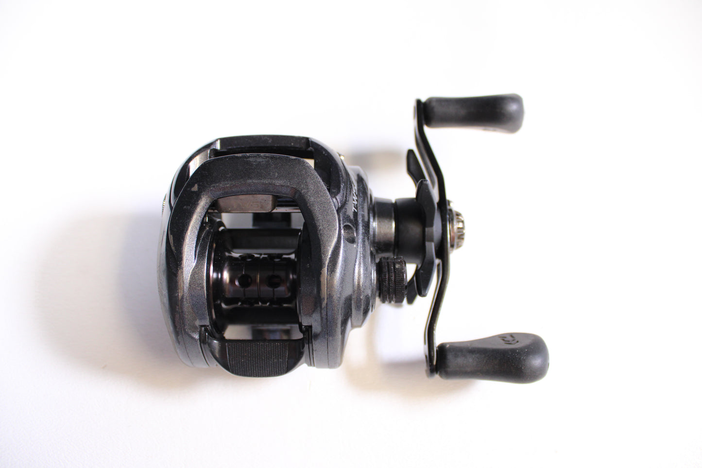 Daiwa Tatula TAT100HS 7.3:1 Gear Ratio - Used Casting Reel - Fair Condition