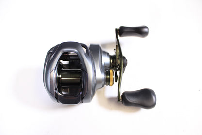 Shimano Curado DC CUDC150 6.2:1 Gear Ratio - Used Casting Reel - Excellent Condition