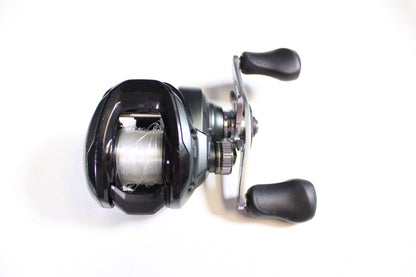 Shimano Curado CU200M 6.2:1 Gear Ratio - Used Casting Reel - Good Condition