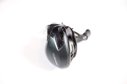 Shimano Curado CU200M 6.2:1 Gear Ratio - Used Casting Reel - Good Condition