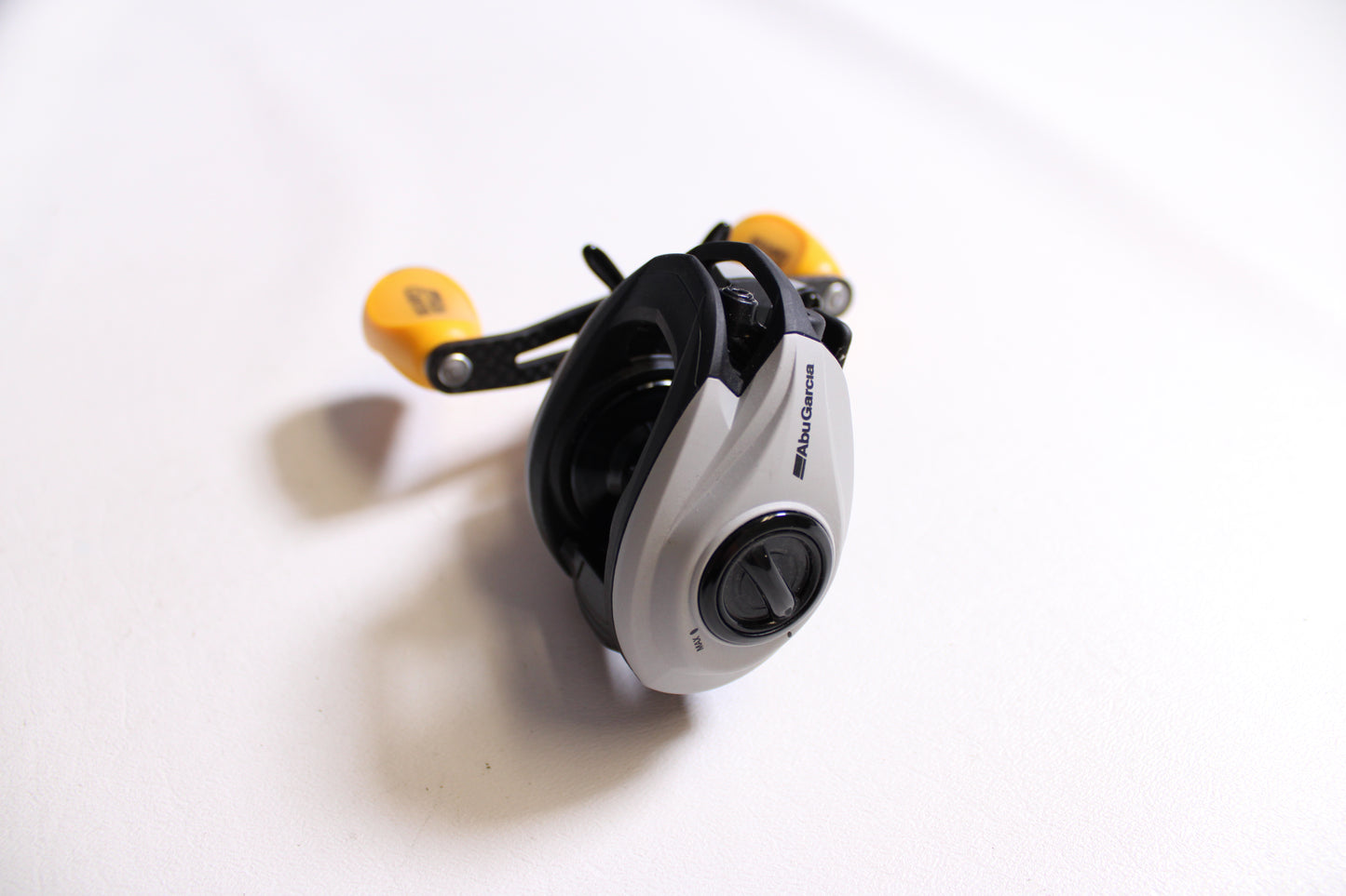 Abu Garcia Jordan Lee Signature Series JLEELH 6.4:1 Gear Ratio - Used Casting Reel - Very Good Condition