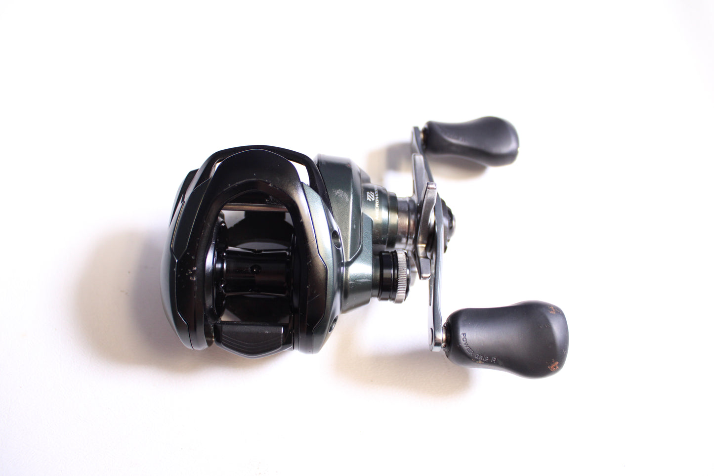 Shimano Curado CUMGL150HG 7.4:1 Gear Ratio - Used Casting Reel - Very Good Condition