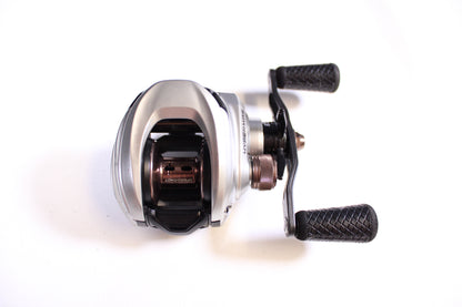 Lew's HyperMag TLH1XHG2 8.3:1 Gear Ratio - Used Casting Reel - Very Good Condition