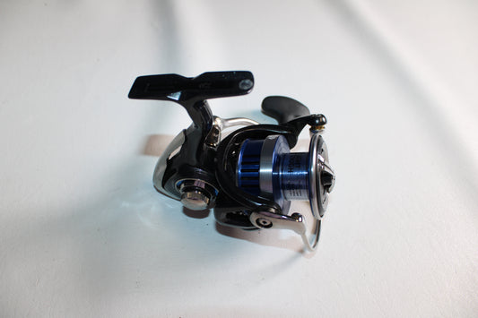 Daiwa Legalis LT4000D-C - Used Spinning Reel - Excellent Condition