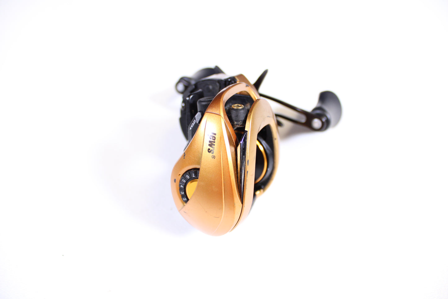 Lew's Custom Pro CPB1SHG3 7.5:1 Gear Ratio - Used Casting Reel - Good Condition