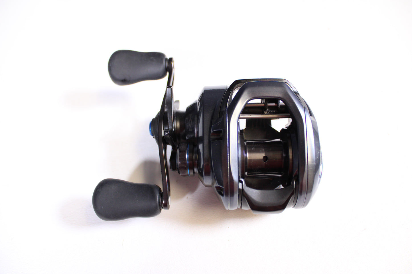 Shimano SLX71HGA 7.2:1 Gear Ratio - Used Casting Reel - Excellent Condition