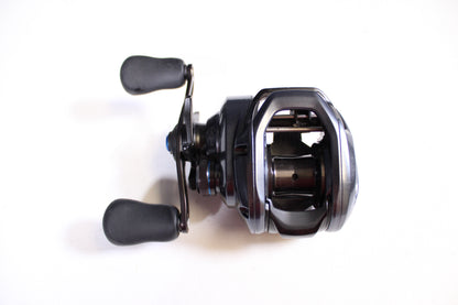 Shimano SLX71HGA 7.2:1 Gear Ratio - Used Casting Reel - Excellent Condition