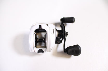 13 Fishing Concept C2 CONC268 6.8:1 Gear Ratio - Used Casting Reel - Good Condition