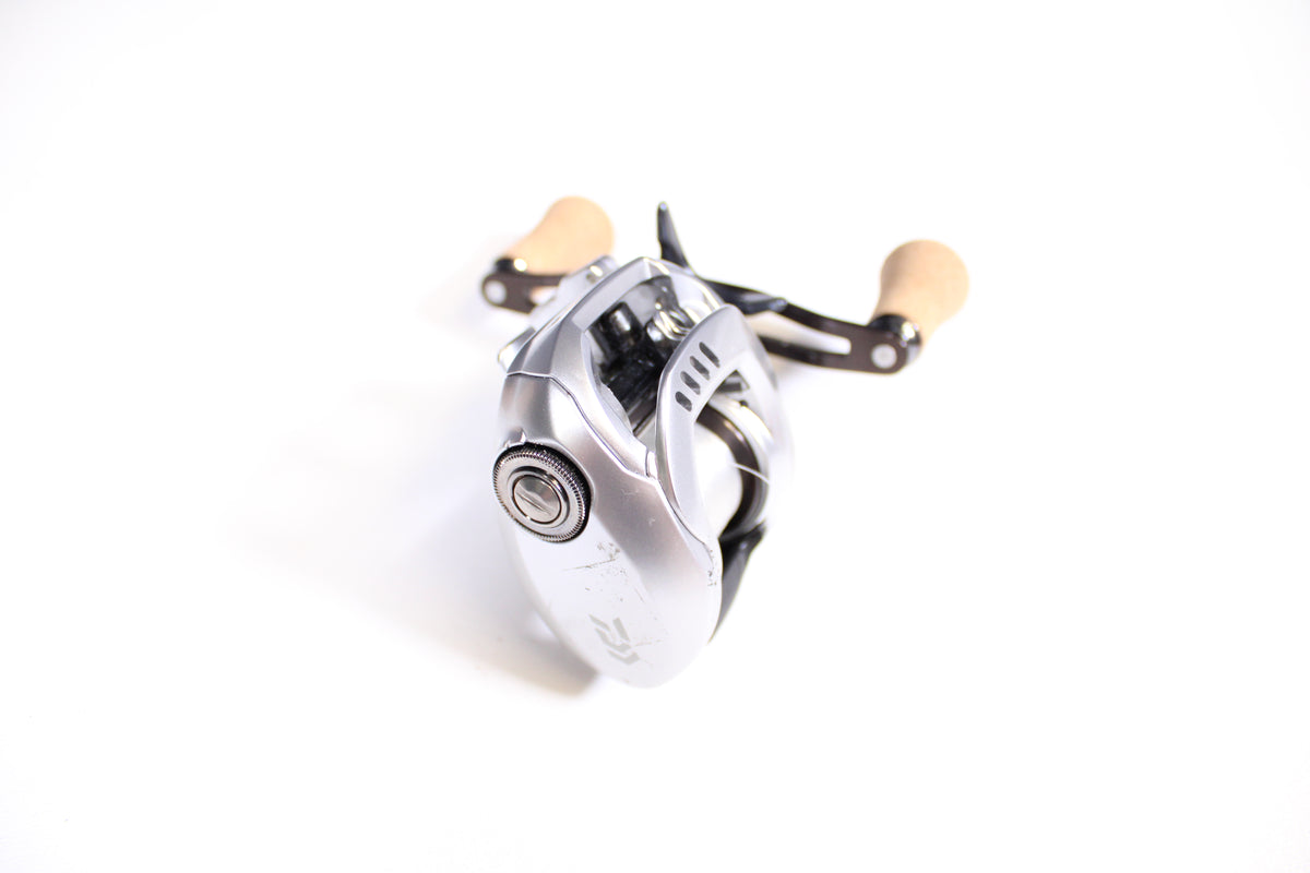Daiwa TWH150 Mangetsu 7.3:1 Gear Ratio - Used Casting Reel - Good Condition