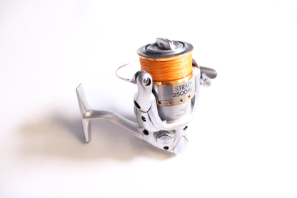 Shimano Stradic STRMG2500FB - Used Spinning Reel - Good Condition