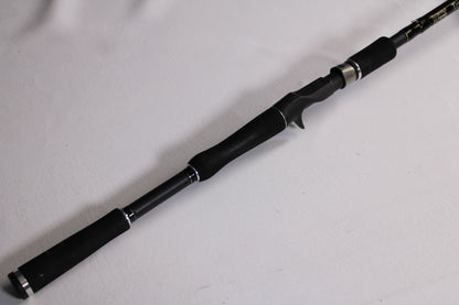 Upgrade to the Fitzgerald Titan HD THD76H 7'6" Heavy Used Casting Rod—Very Good Condition! Trade in your old gear through our Rod and Reel Trade-In Program and earn store credit toward this quality Fitzgerald rod.