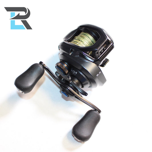 Shimano SLX MGL 70XG 8.2:1 Gear Ratio - Used Casting Reel - Very Good Condition