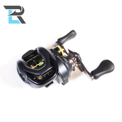 Shimano Curado CUBFSXGL 8.2:1 Gear Ratio - Used Casting Reel - Excellent Condition