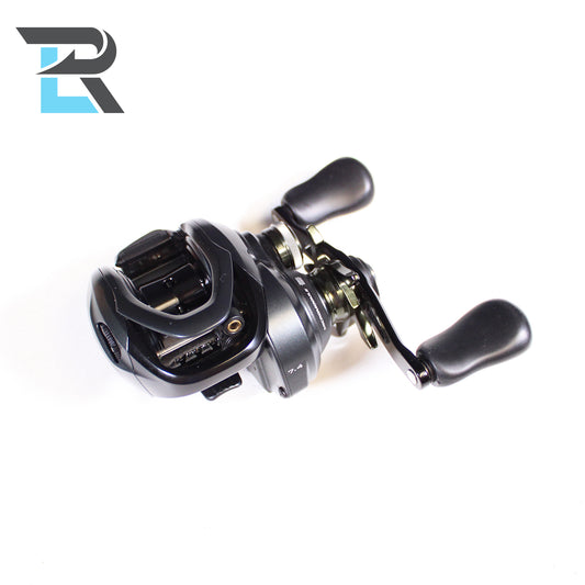 Shimano Curado CUMGL71HGK 7.4:1 Gear Ratio - Used Casting Reel - Excellent Condition
