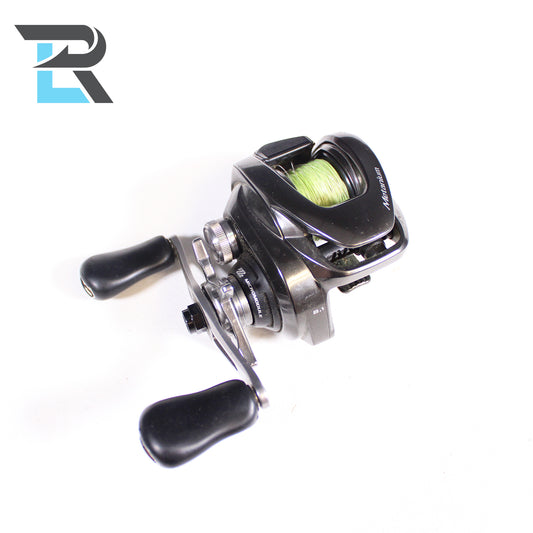 Shimano Metanium METMGL150XGB 8.1:1 Gear Ratio - Used Casting Reel - Good Condition