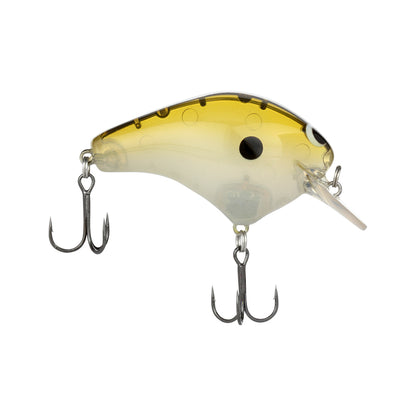 The Shimano Macbeth Original Squarebill Crankbait by Shimano is a translucent-bodied lure with a yellow top, white belly, black spot near the top, and features an angled lip and two treble hooks for dynamic diving.